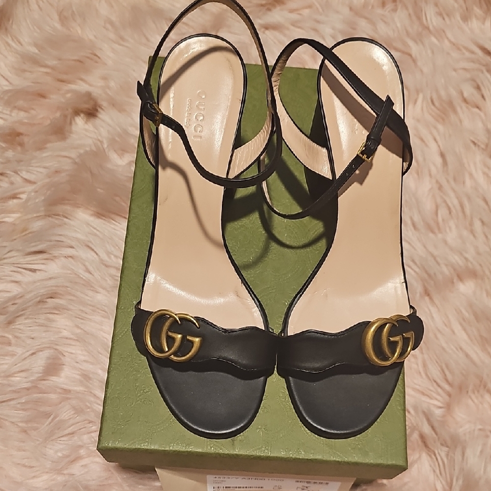 Gucci Black Sandals with Gold GG Logo